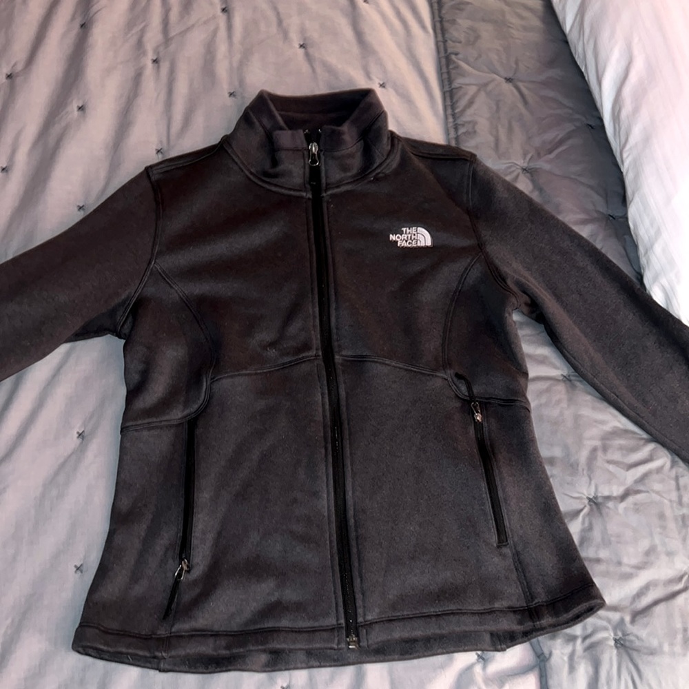 The north face light jacket size medium